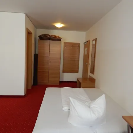 Otel Andra 3*