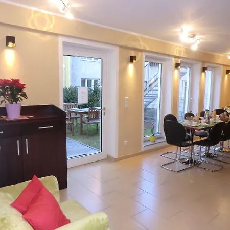 Otel Andra Münih