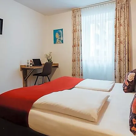 Andra Hotel 3*