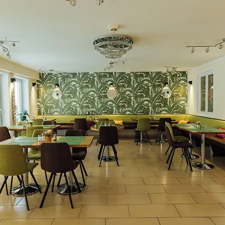 Andra Otel Münih