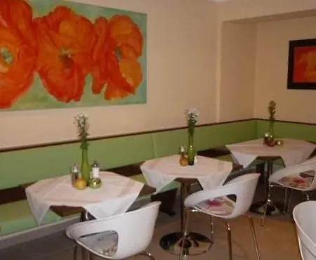 Andra Hotel 3*
