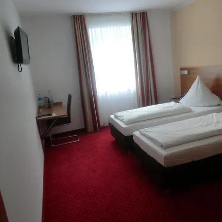 Andra 3* Münih